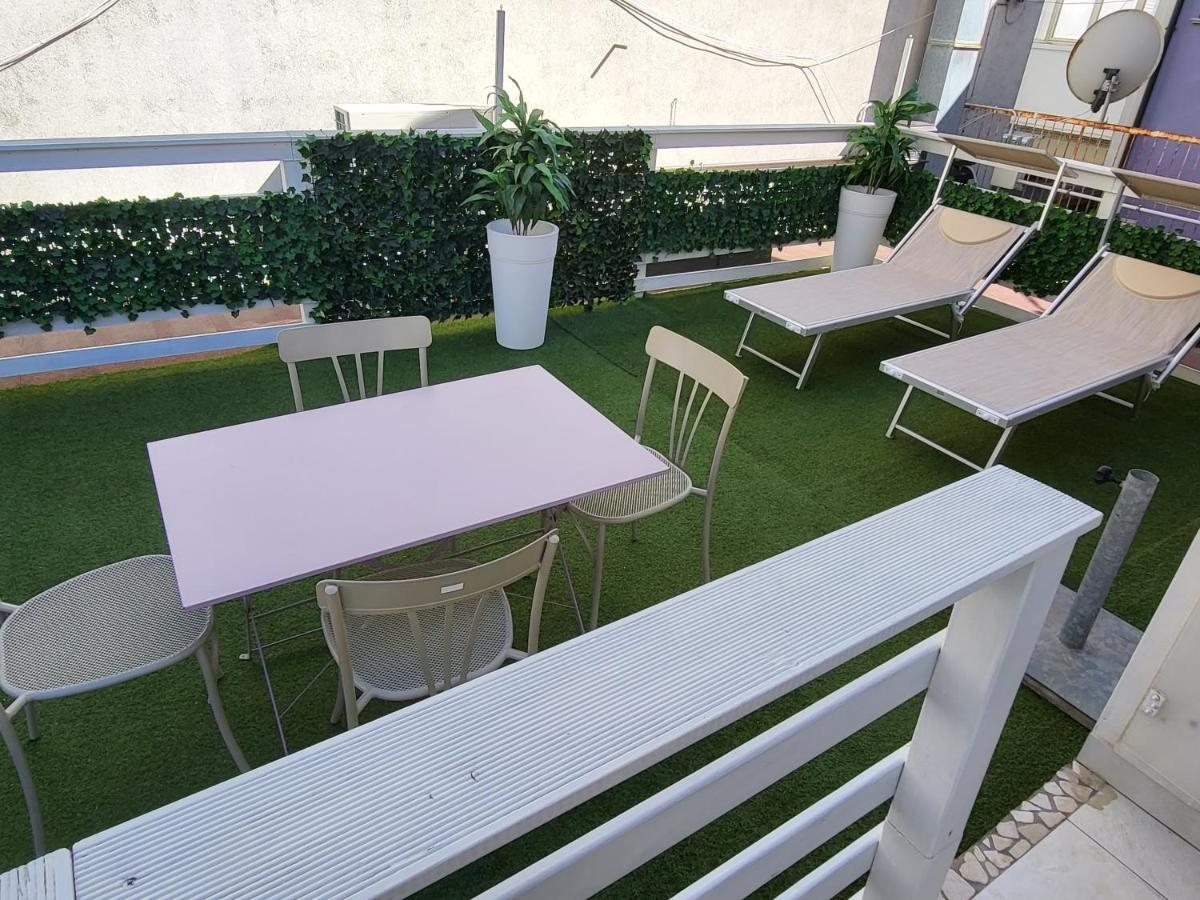 Residence Hotel Le Viole Rimini Exterior foto